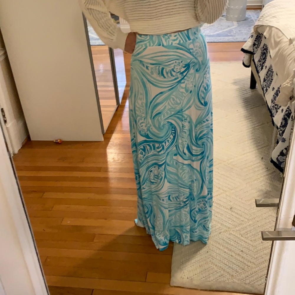 Lilly Pulitzer Blue and White Tiger Print Maxi Skirt Size M